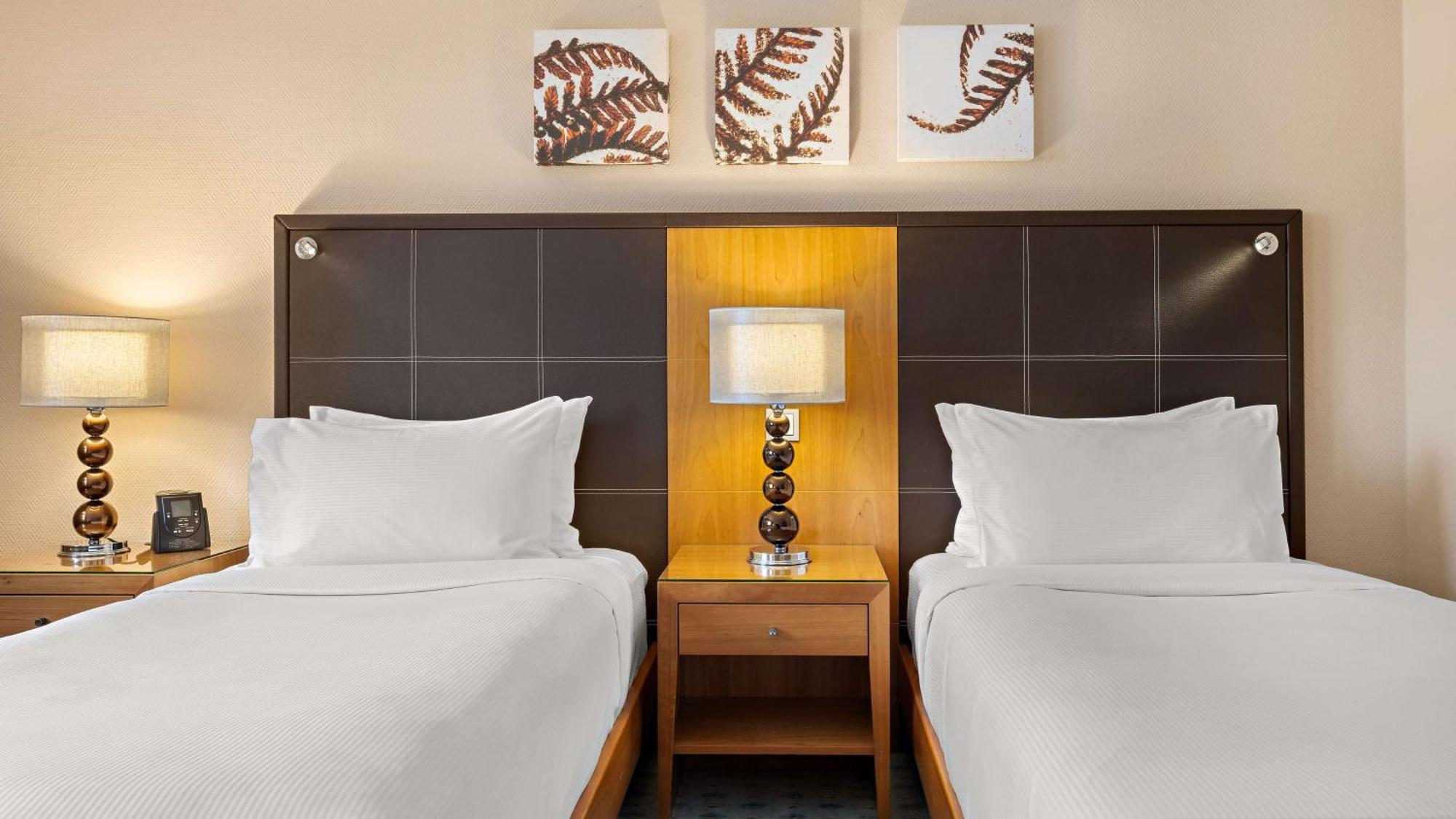Hilton Hotel 4*